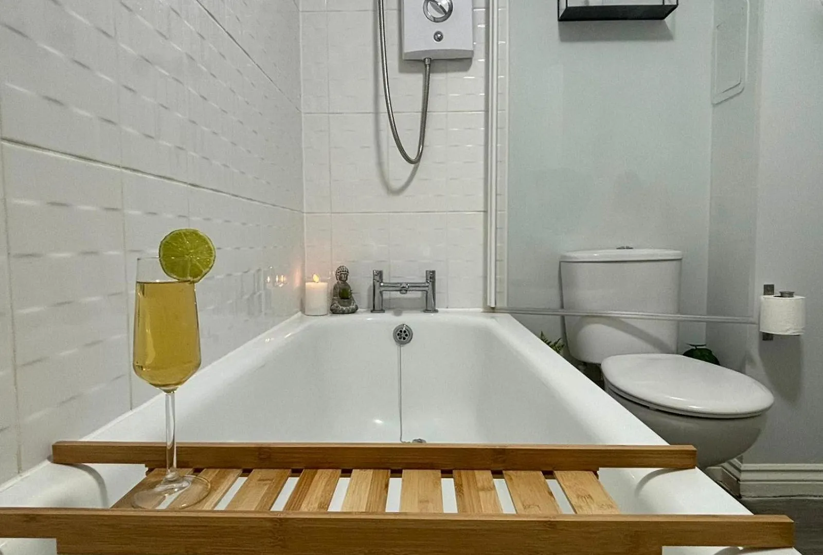 Сasa de vacaciones Eskdale Townhouse- Spacious & Beautiful 4Br In Crawley Three Bridges