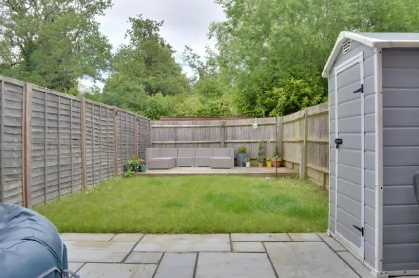 Eskdale Townhouse- Spacious & Beautiful 4Br In Crawley Three Bridges Reino Unido
